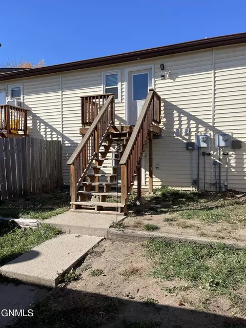 3124 18th Ave W, Williston, ND 58801 photo 8