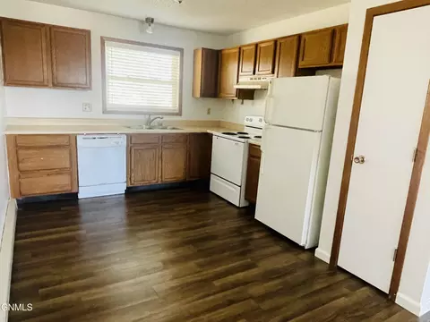 3124 18th Ave W, Williston, ND 58801 photo 3