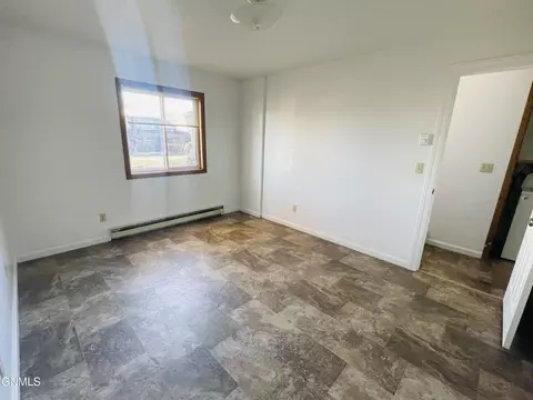 3124 18th Ave W, Williston, ND 58801 photo 4