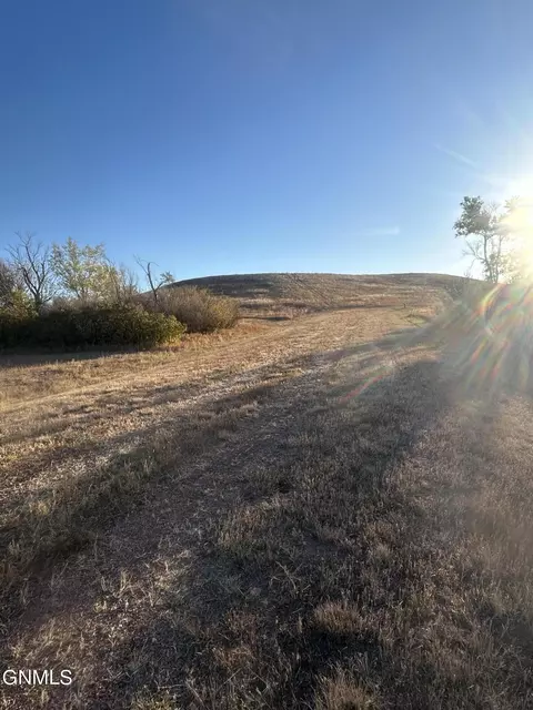lot20 Park St NW, Bowman, ND 58623