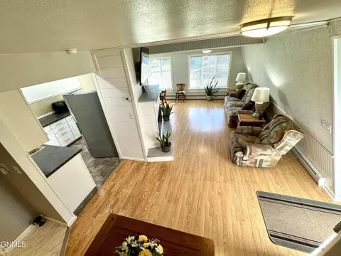 Living - 555 1st Ave SW, Beach, ND 58621 photo 4 of 5