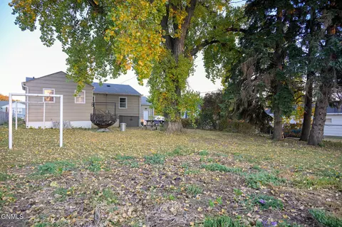 714 23rd St, Bismarck, ND 58501 photo 32