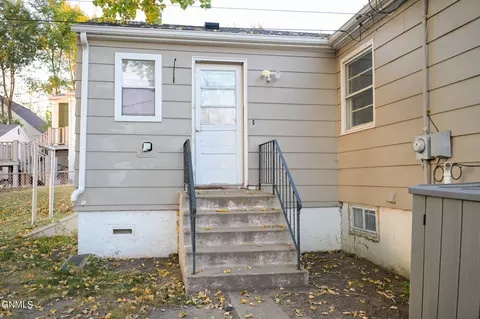 714 23rd St, Bismarck, ND 58501 photo 29