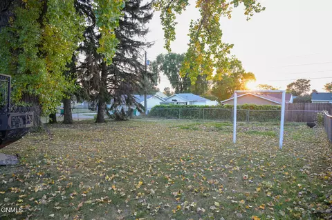 714 23rd St, Bismarck, ND 58501 photo 31