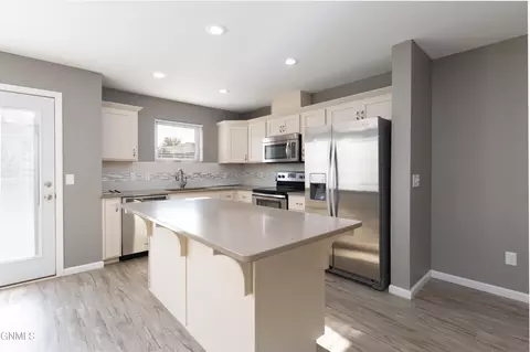 523 La Paz Ave, Bismarck, ND 58503 photo 7
