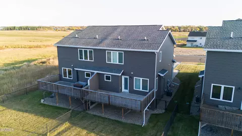 523 La Paz Ave, Bismarck, ND 58503 photo 38