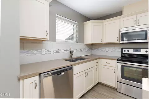523 La Paz Ave, Bismarck, ND 58503 photo 9