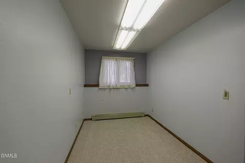 Bedroom - 32 Captain Leach Dr, Mandan, ND 58554 photo 8 of 8