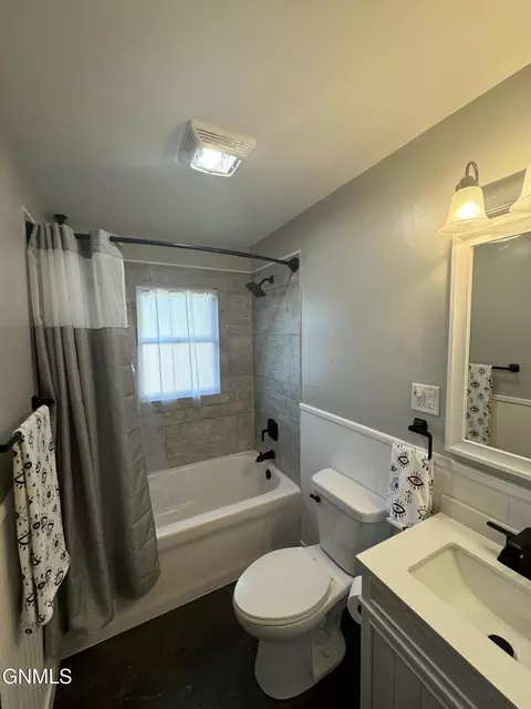 1012 7th Ave W, Williston, ND 58801 photo 7