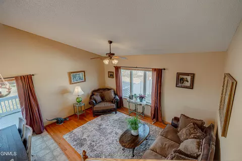 Living - 7600 22nd Ave SE, Bismarck, ND 58504 photo 3 of 3