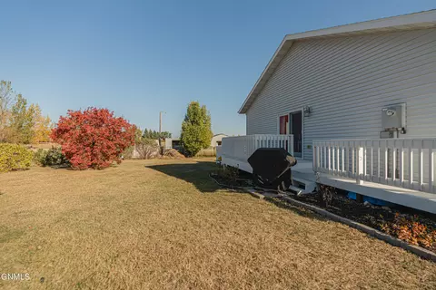 Exterior - 7600 22nd Ave SE, Bismarck, ND 58504 photo 11 of 31