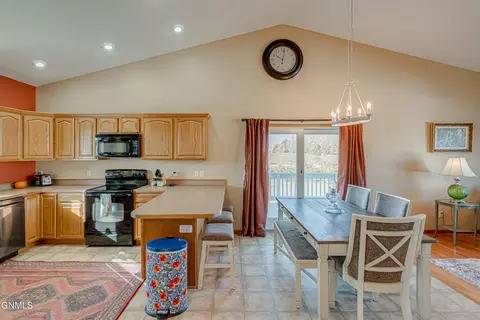 Dining - 7600 22nd Ave SE, Bismarck, ND 58504 photo 1 of 4