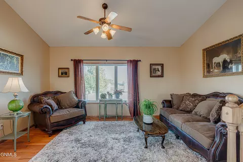 Living - 7600 22nd Ave SE, Bismarck, ND 58504 photo 1 of 3