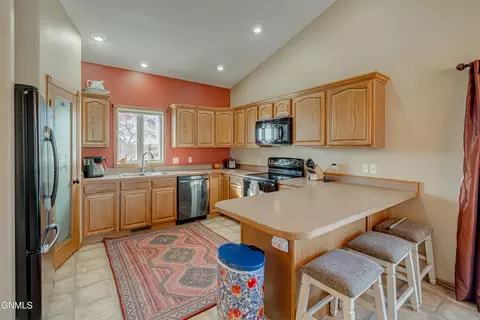 Kitchen - 7600 22nd Ave SE, Bismarck, ND 58504 photo 2 of 6