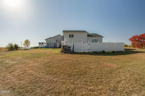 Exterior - 7600 22nd Ave SE, Bismarck, ND 58504 photo 4 of 31