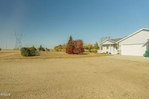Exterior - 7600 22nd Ave SE, Bismarck, ND 58504 photo 14 of 31