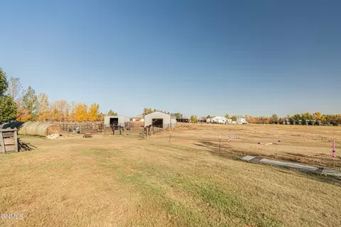 Exterior - 7600 22nd Ave SE, Bismarck, ND 58504 photo 7 of 31