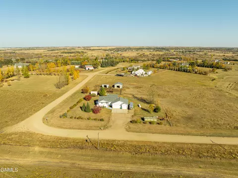 View/Area - 7600 22nd Ave SE, Bismarck, ND 58504 photo 3 of 16