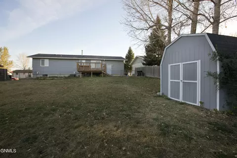 58 Custer Dr, Lincoln, ND 58504 photo 29