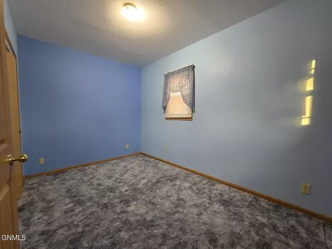 112 Lamborn Ave, Stanton, ND 58571 photo 10