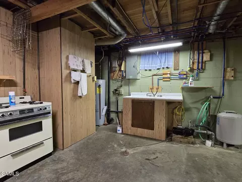 112 Lamborn Ave, Stanton, ND 58571 photo 25