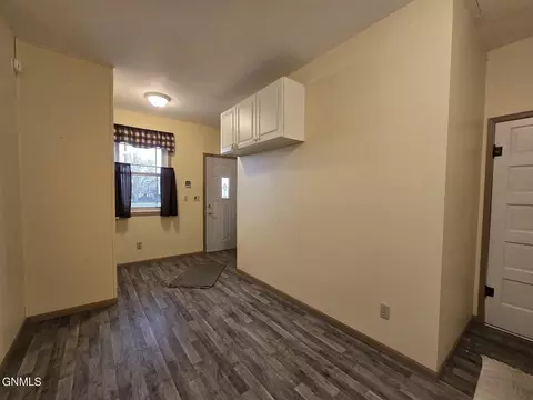 112 Lamborn Ave, Stanton, ND 58571 photo 17