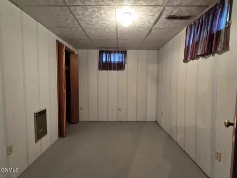 112 Lamborn Ave, Stanton, ND 58571 photo 18