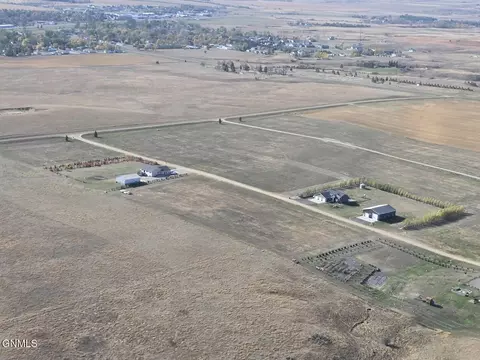 664 Harmony Lp, Hazen, ND 58545 photo 10