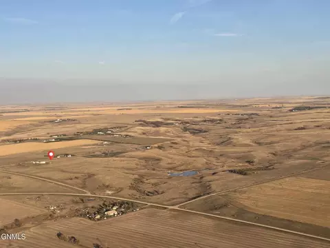 664 Harmony Lp, Hazen, ND 58545 photo 6