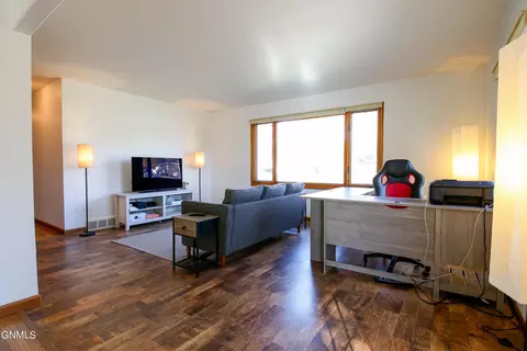 820 Main St, Stanton, ND 58571 photo 9