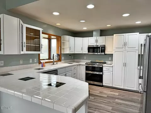 218 37th Ave SE, Williston, ND 58801 photo 17