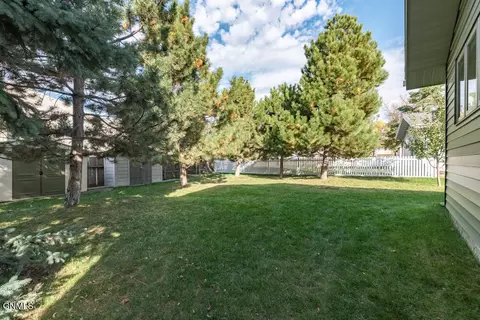 1900 Xavier St, Bismarck, ND 58501 photo 33