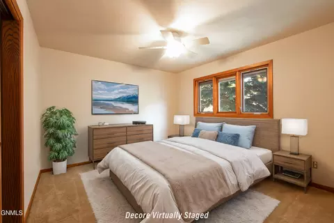 1900 Xavier St, Bismarck, ND 58501 photo 13