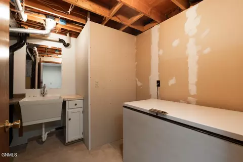 1900 Xavier St, Bismarck, ND 58501 photo 25
