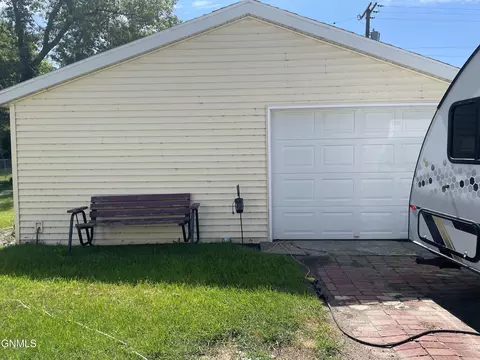 214 2nd St, Page, ND 58064 photo 25
