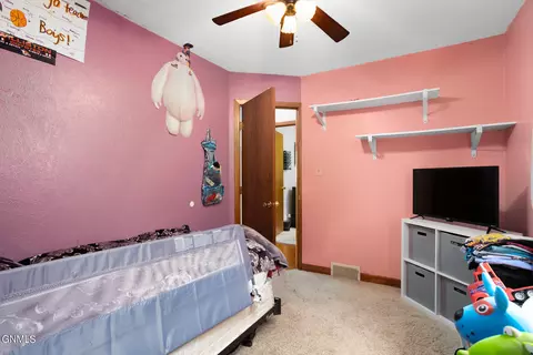 606 3rd Ave E, Williston, ND 58801 photo 14
