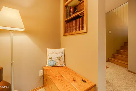 Entry Way - 1506 Omaha Dr, Bismarck, ND 58504 photo 10 of 11