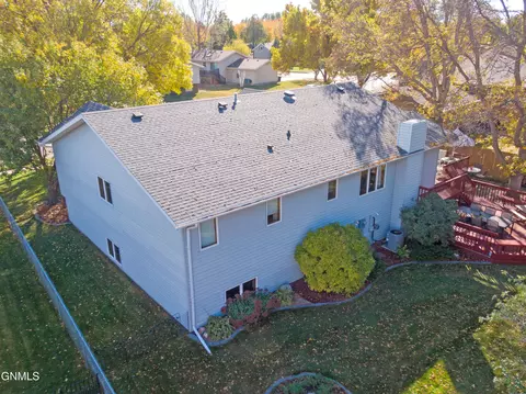 View/Area - 1506 Omaha Dr, Bismarck, ND 58504 photo 1 of 1