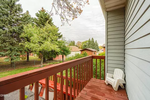 Exterior - 1506 Omaha Dr, Bismarck, ND 58504 photo 18 of 47