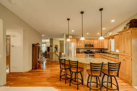 Kitchen - 1506 Omaha Dr, Bismarck, ND 58504 photo 3 of 11