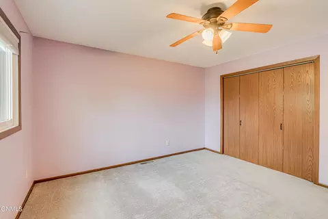 Bedroom - 2601 8th Ave NW, Mandan, ND 58554 photo 3 of 9