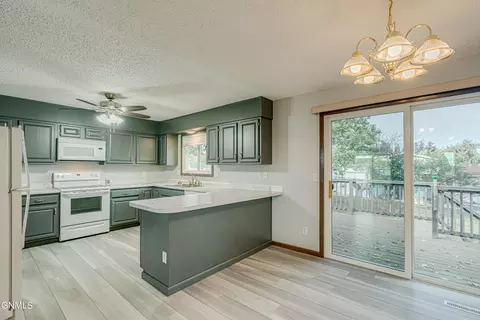 Kitchen - 2601 8th Ave NW, Mandan, ND 58554 photo 1 of 7