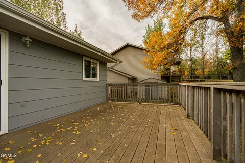 Exterior - 2601 8th Ave NW, Mandan, ND 58554 photo 15 of 21