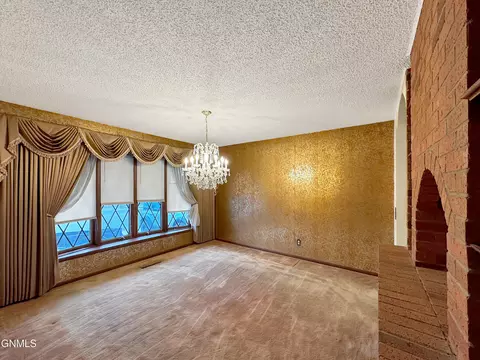 Dining - 1804 Crest St, Williston, ND 58801 photo 1 of 2
