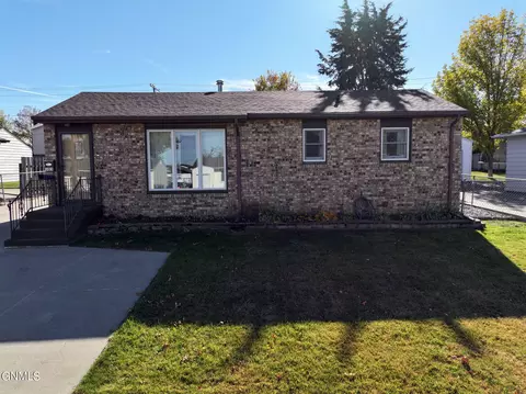 Exterior - 103 12th St NW, Mandan, ND 58554 photo 2 of 11