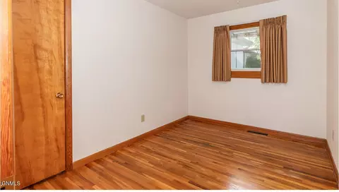 Bedroom - 103 12th St NW, Mandan, ND 58554 photo 1 of 1