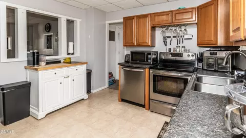 1008 C Ave E, Bismarck, ND 58501 photo 10
