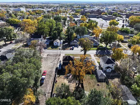 1008 C Ave E, Bismarck, ND 58501 photo 30