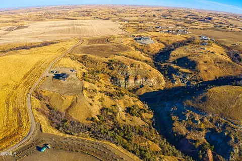 View/Area - 13160 131 R Bnd NW, Williston, ND 58801 photo 8 of 10