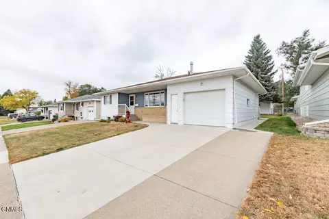 1026 Summit Blvd, Bismarck, ND 58504 photo 26